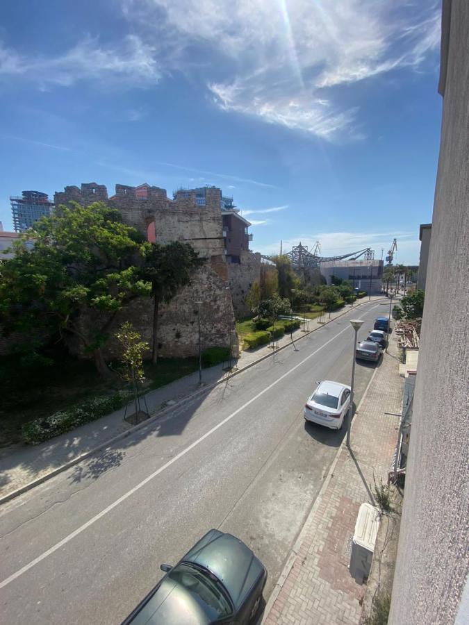 Vollga Promenade Lovely 2 Bedroom Apartment Durrës 外观 照片